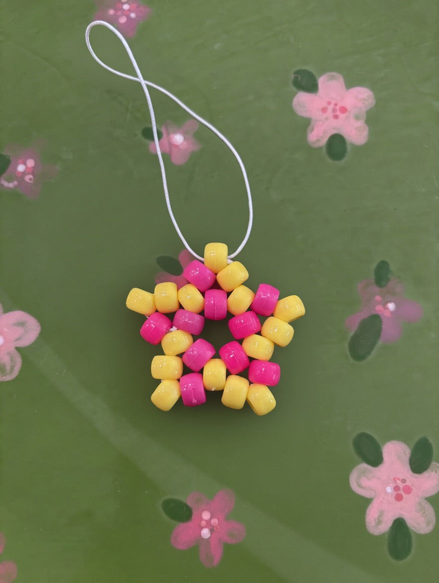 Kandi Swirl Star￼
